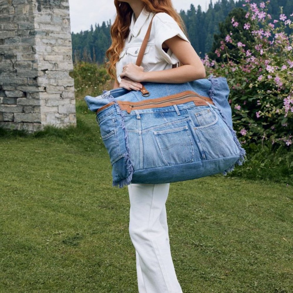 Myra Bag   WEEKENDER BAG